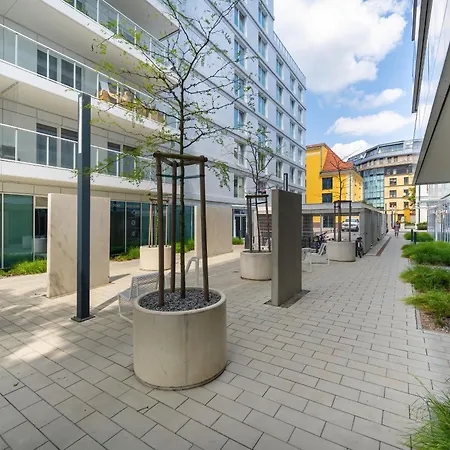 Stylowy Z Balkonem I Wanna By Renters Apartamento *