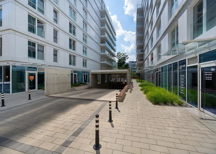 Stylowy Z Balkonem I Wanna By Renters * Wrocław